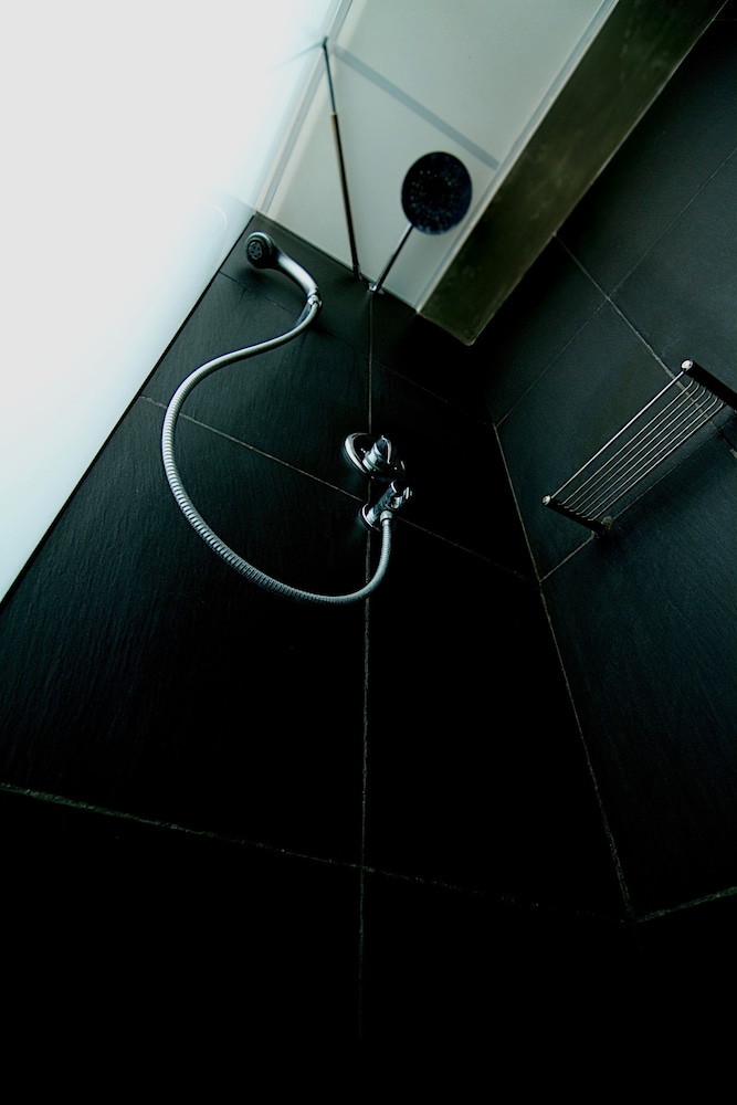 Deluxe Double Room - Photo 7