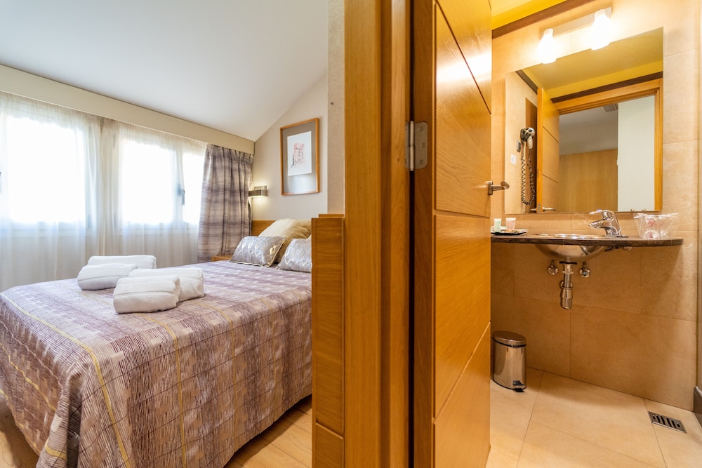 City Double Room Single Use photo 2