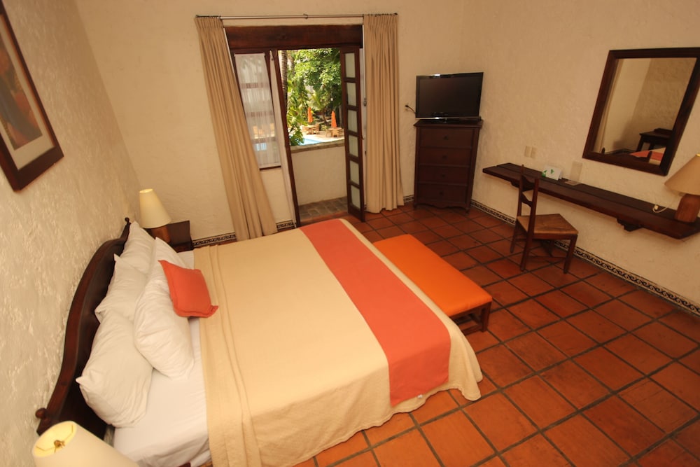 Superior Suite - Photo 4