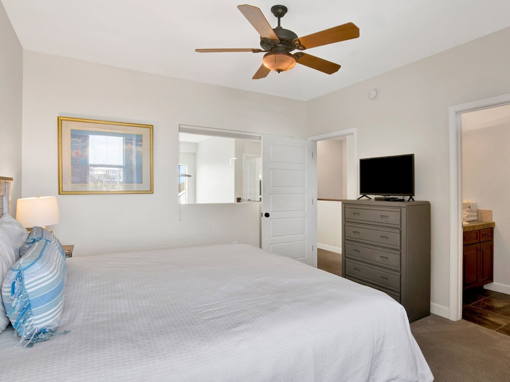Condo, Multiple Beds, Balcony, Ocean View photo 1