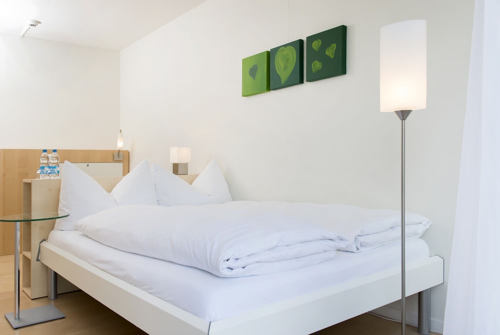 Basic Room photo 2