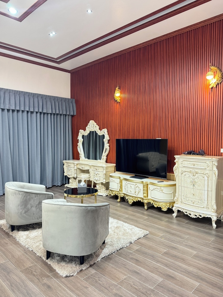 Deluxe Villa, River View photo 2