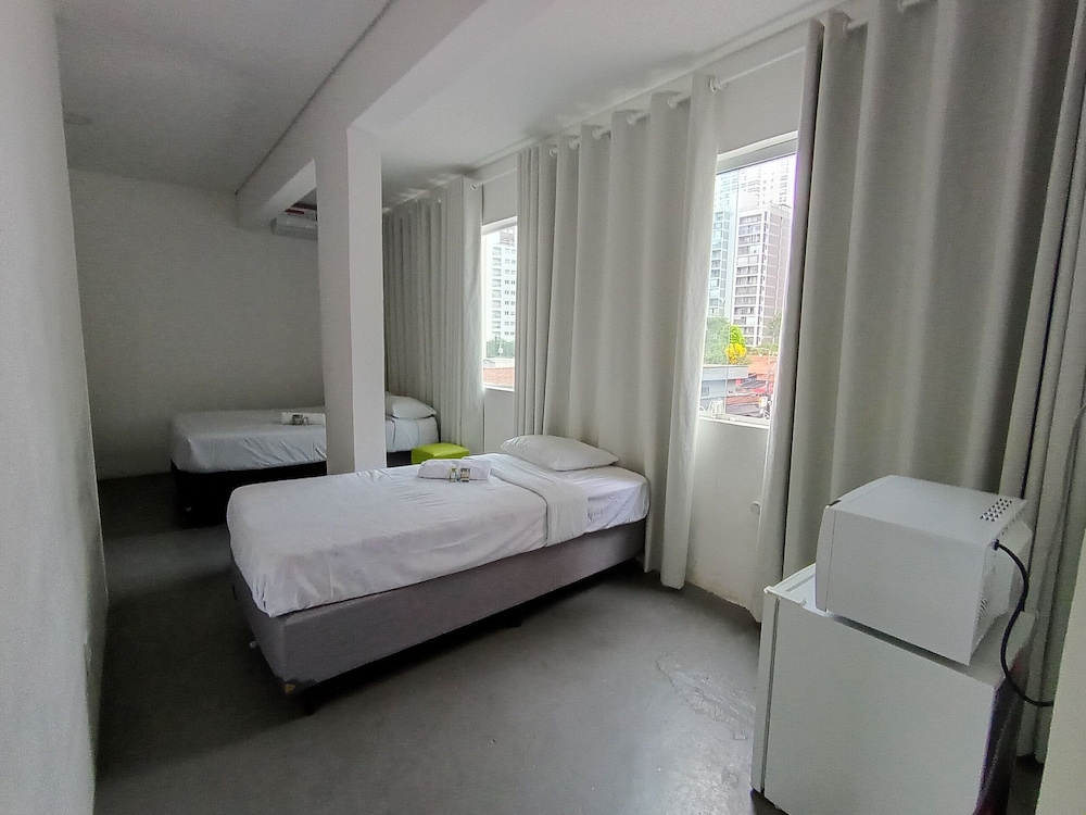 Economy Suite