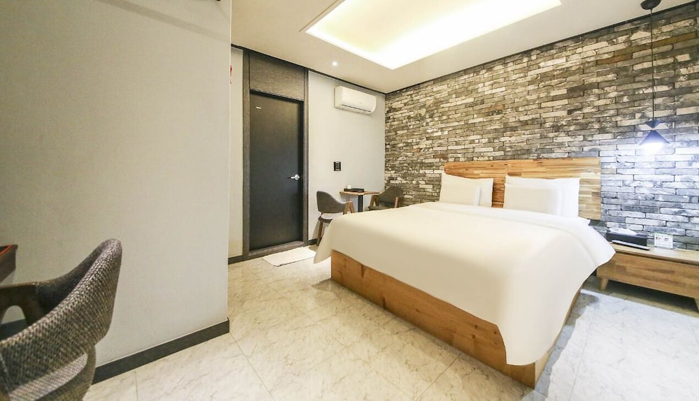 Standard Room photo 1