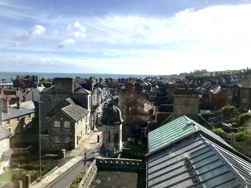 Deluxe Double or Twin Room, 1 Bedroom, Partial Sea View photo 2