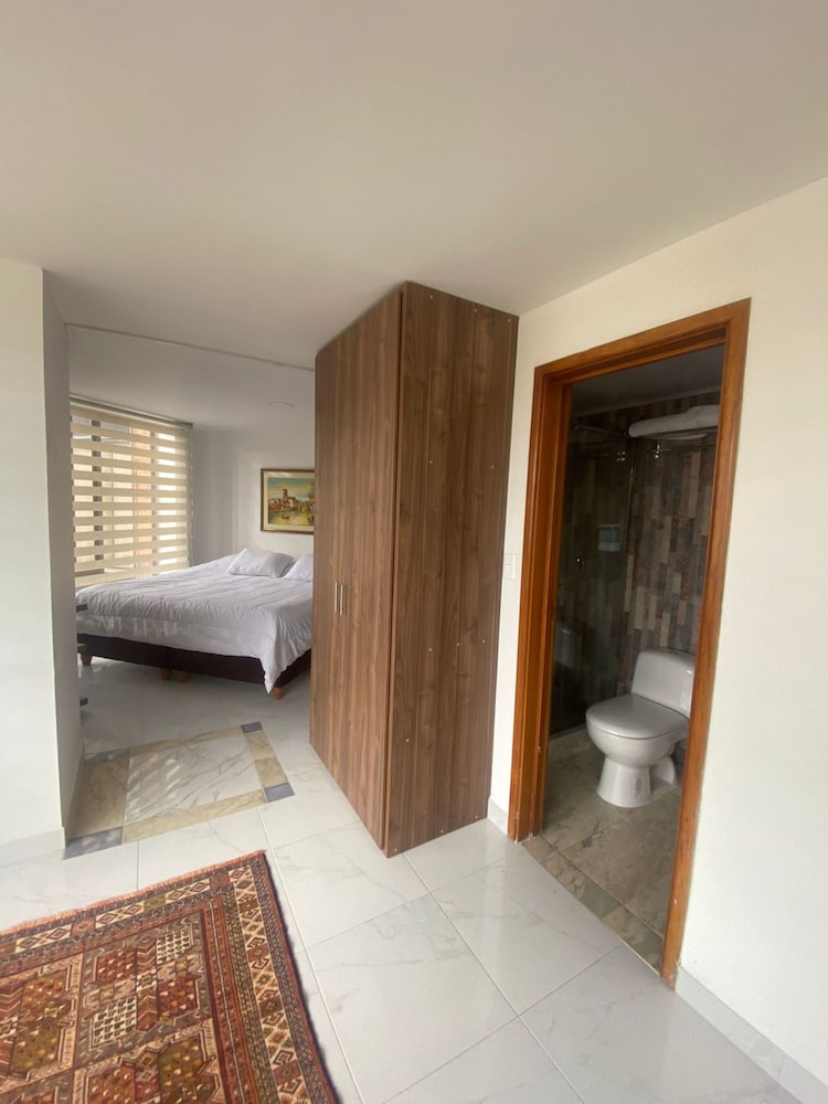 Deluxe Suite photo 2