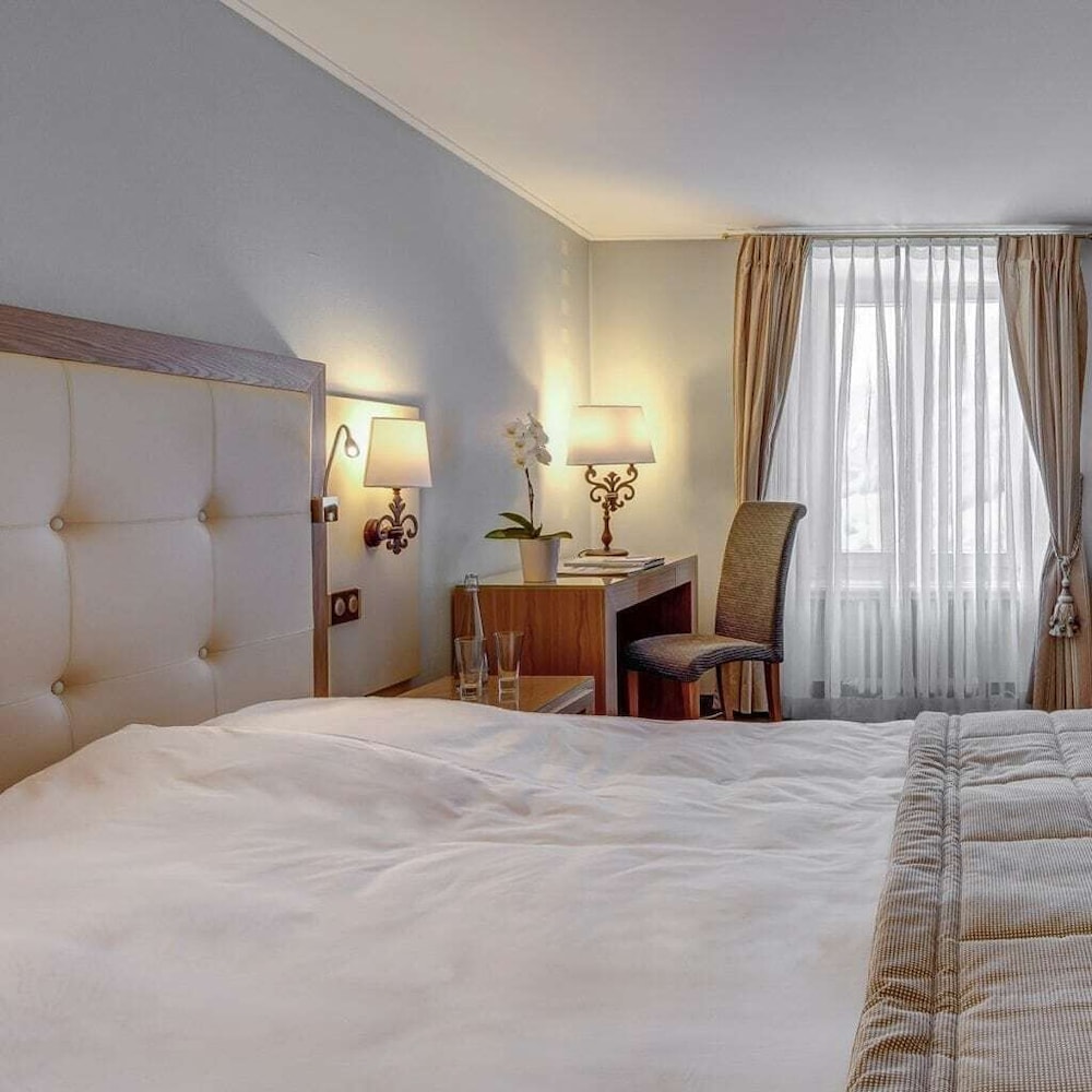 Deluxe Room, Balcony, Mountain View photo 2
