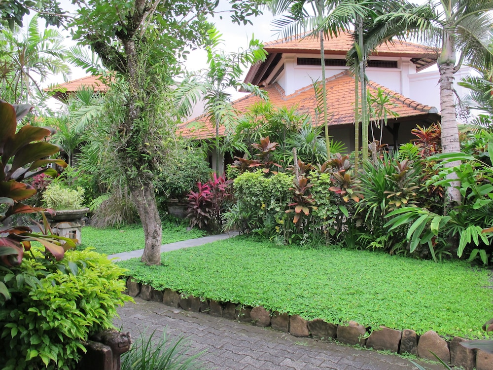 Two Bedrooms Villa with Garden View - Photo 11