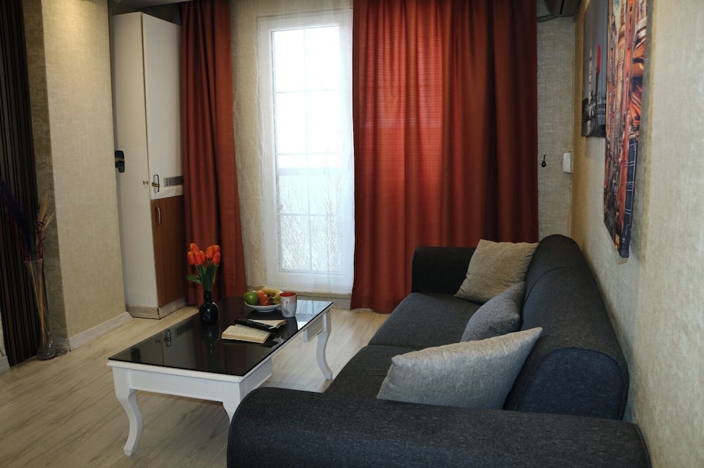 Comfort Studio Suite photo 3