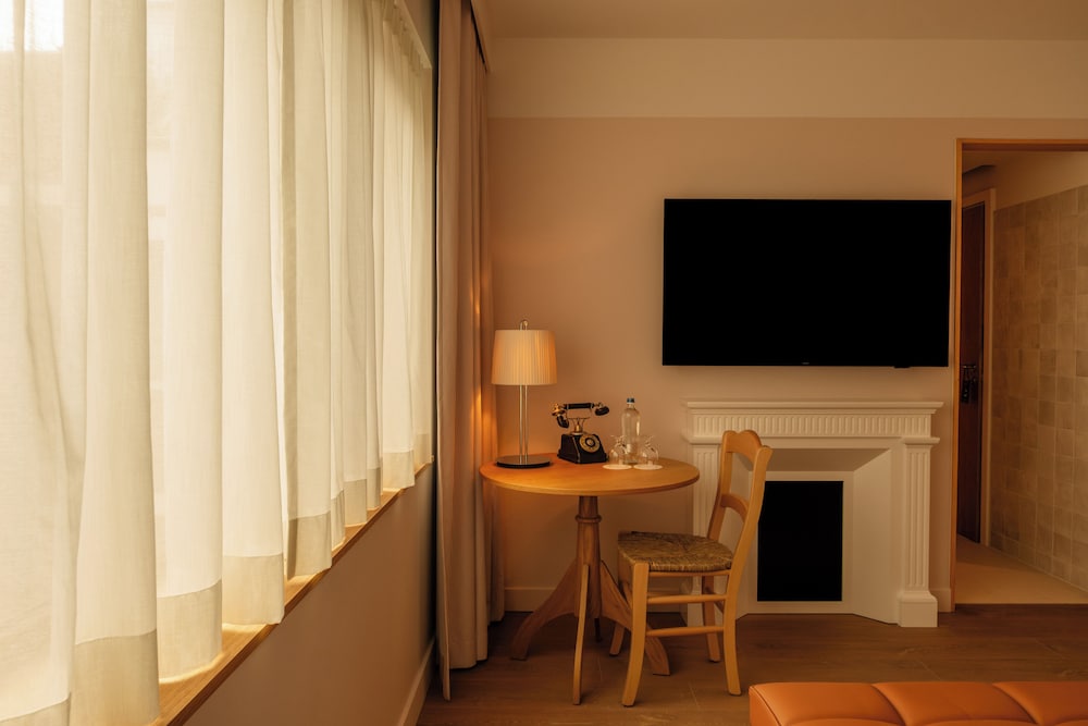 Superior Room - Photo 2