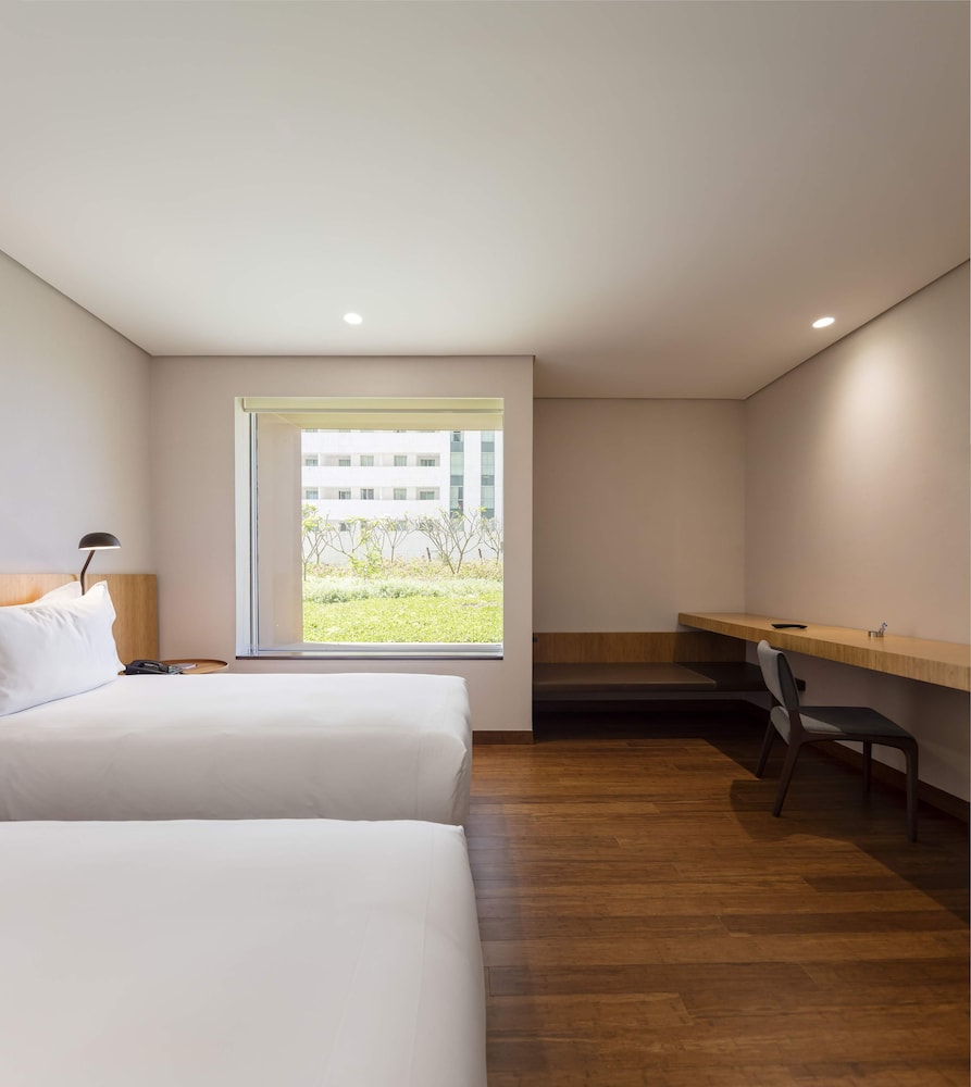 Twin Room, 2 Twin Beds