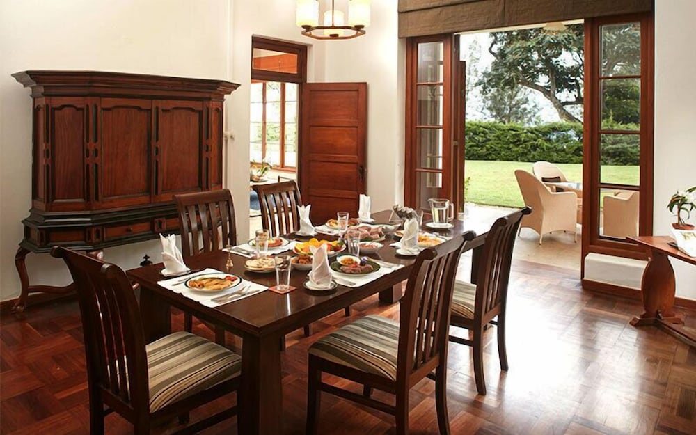 Alfred Baurs Suite photo 3