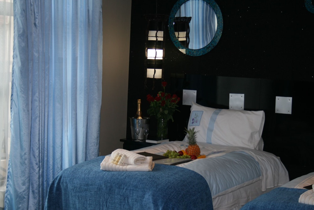 Standard Double Or Twin Room, Pool View