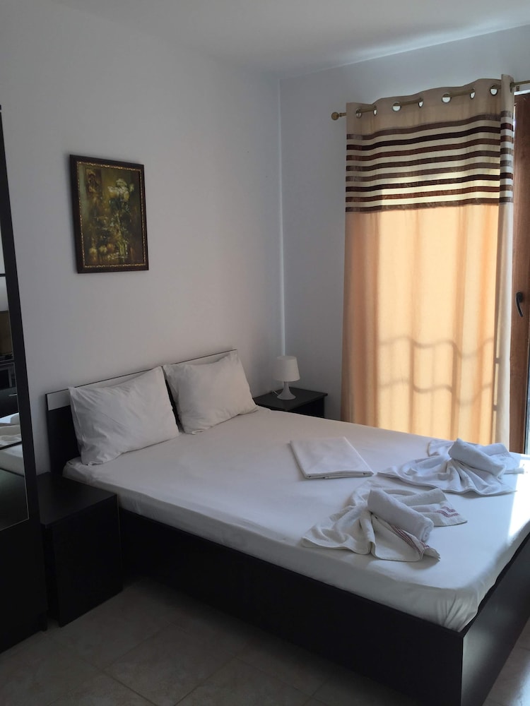 Standard Double Room, 1 Double Bed - Photo 1