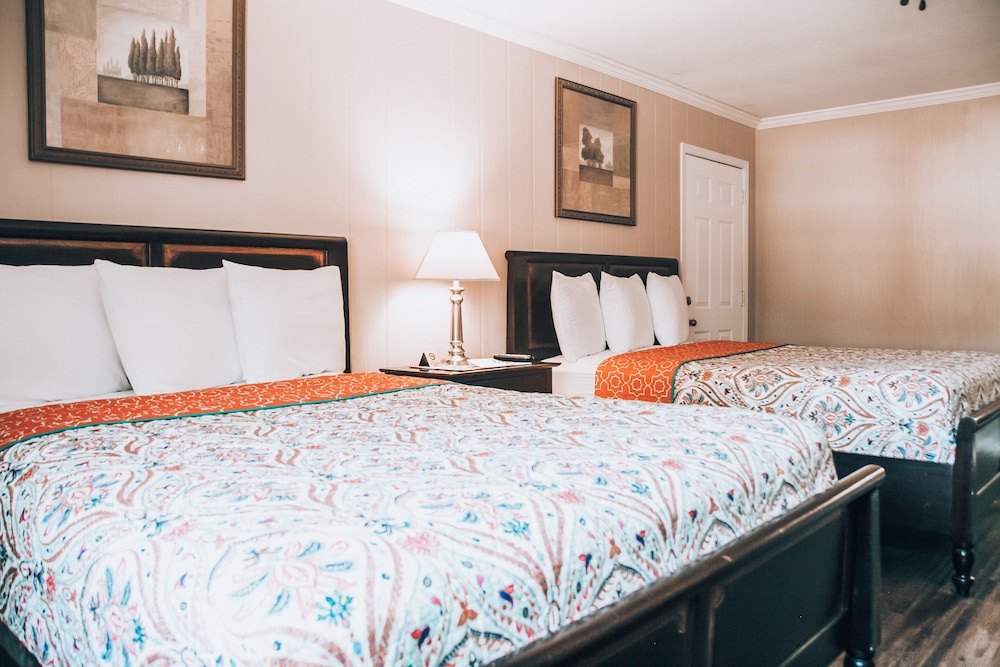 Cottage, 2 Queen Beds photo 1