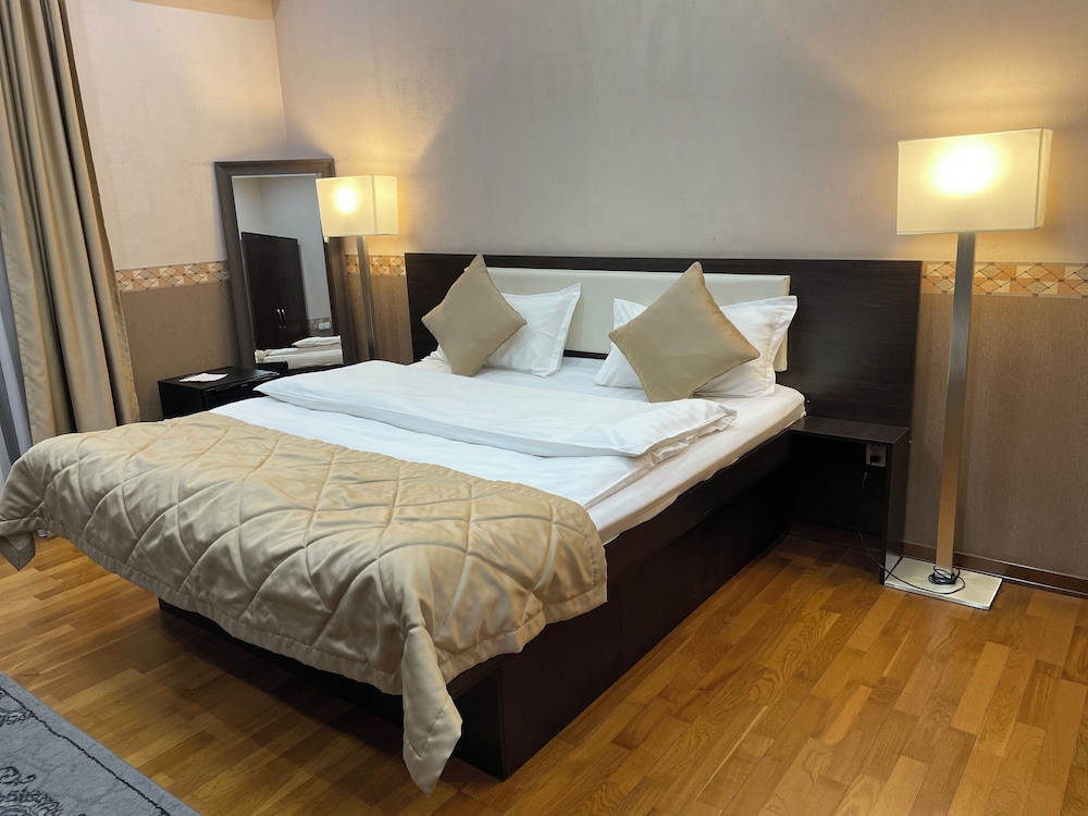 Economy Double Room photo 1