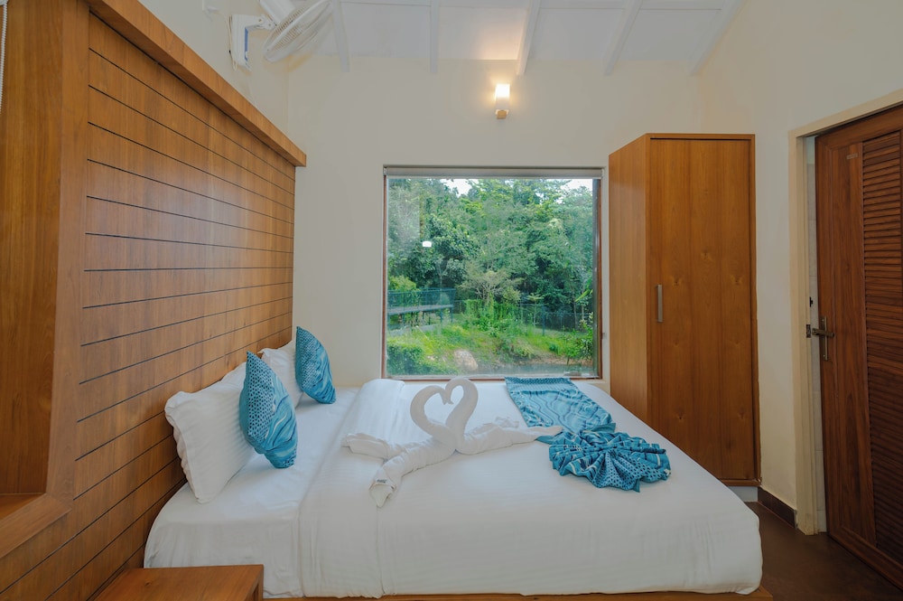 Executive Villa, 1 Queen Bed, Air conditioning, Garden View photo 2