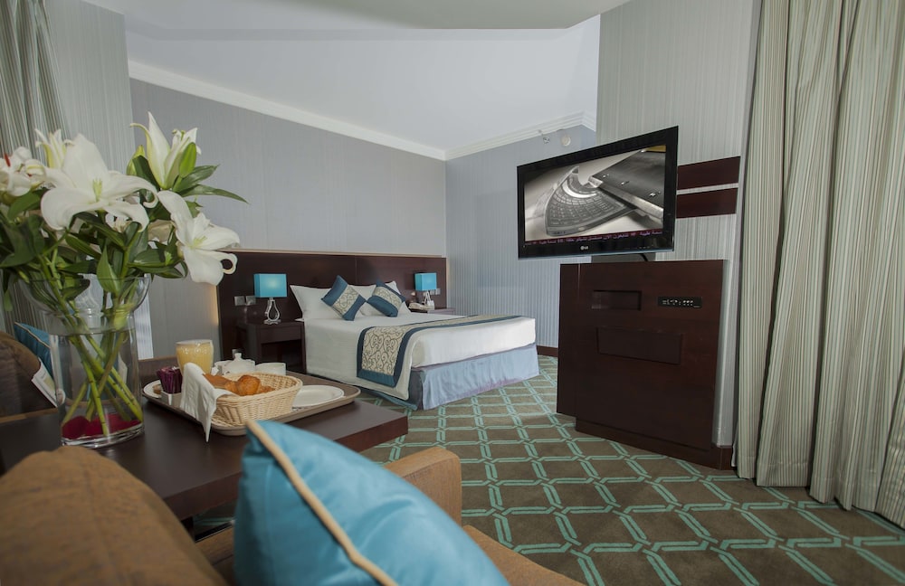 Junior Double or Twin Room photo 1