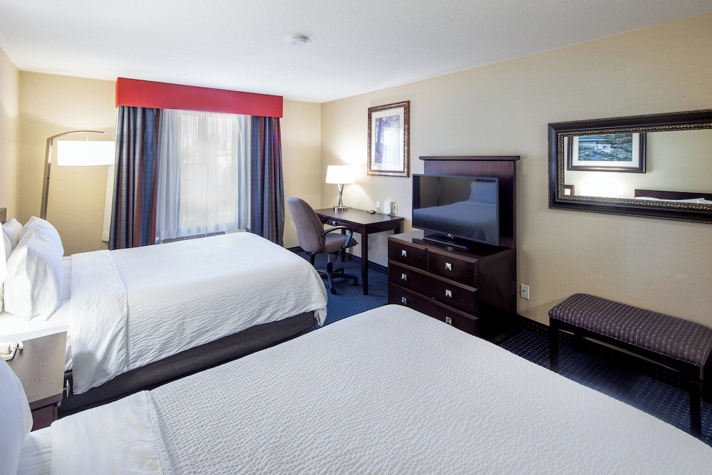Standard Room, 2 Queen Beds - Photo 5