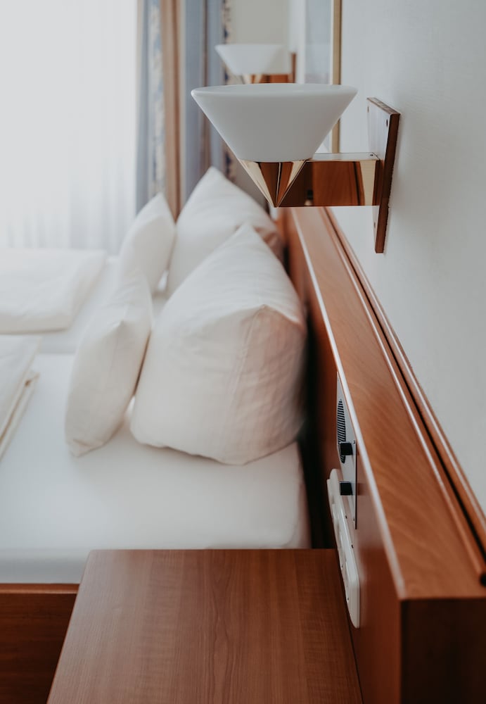 Business Double Room, 1 Queen Bed