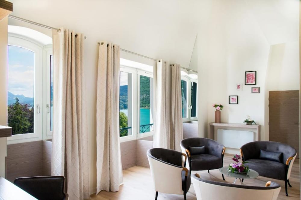Imperial Suite with spa access on reservation