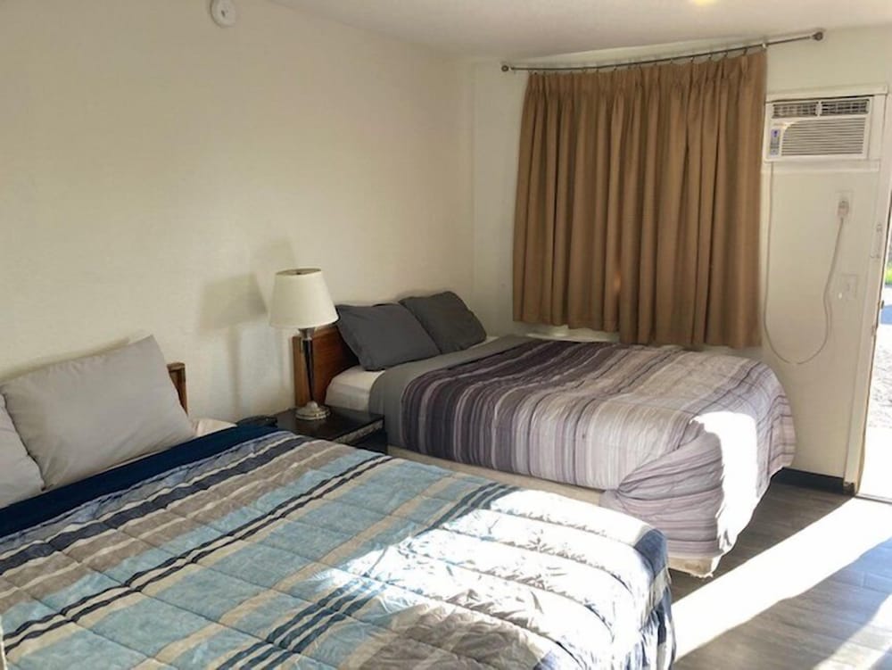 Basic Double Room