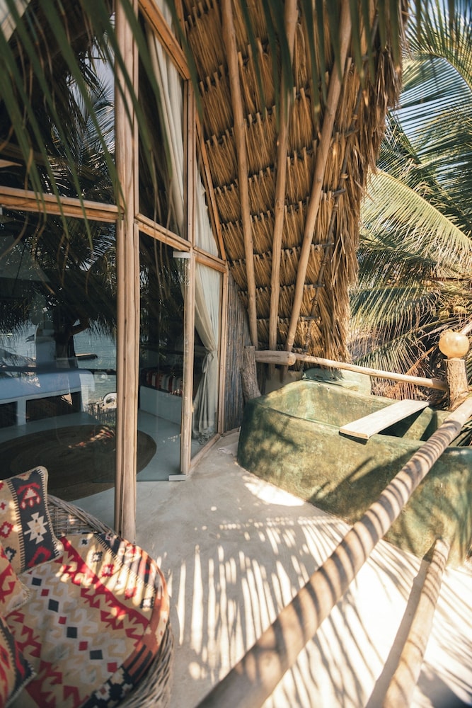 Superior Suite, Multiple Beds, Sea View photo 3