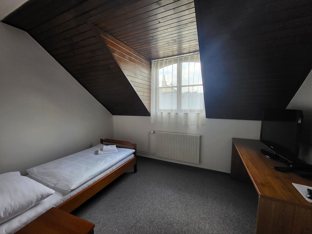 Single Room, Private Bathroom, City View photo 3