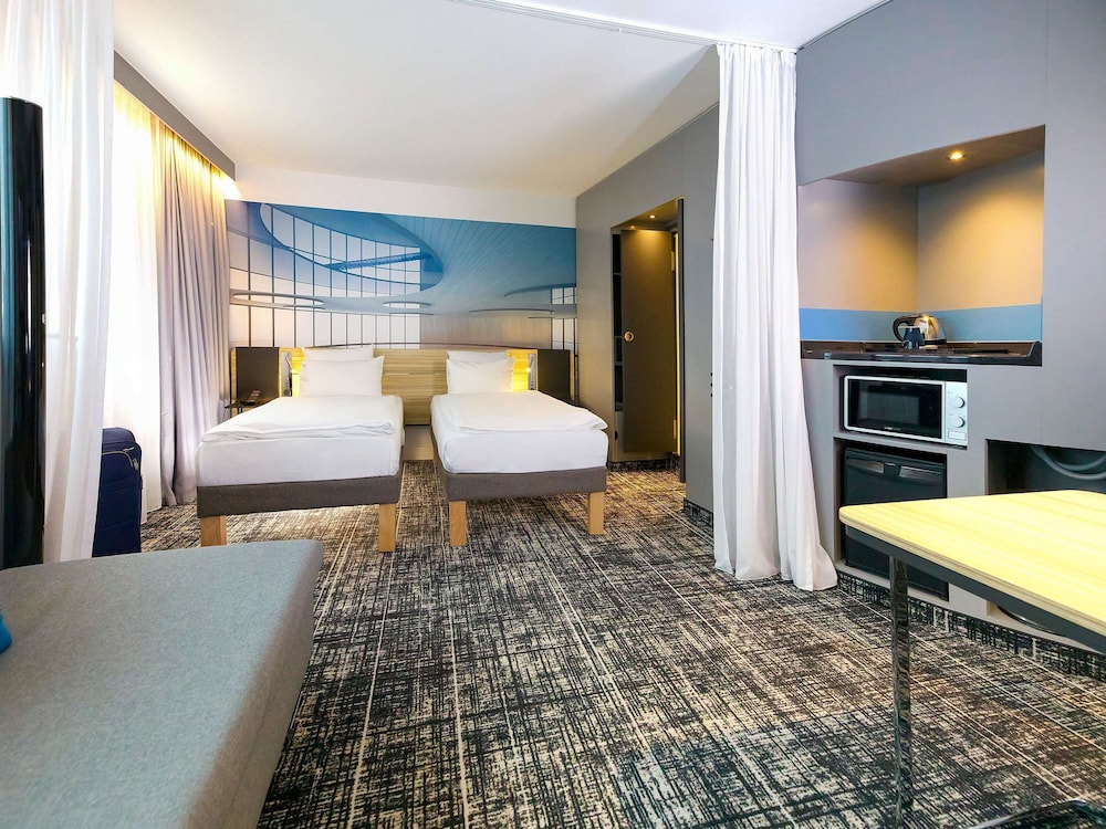 Standard Suite, Multiple Beds, Kitchenette photo 2