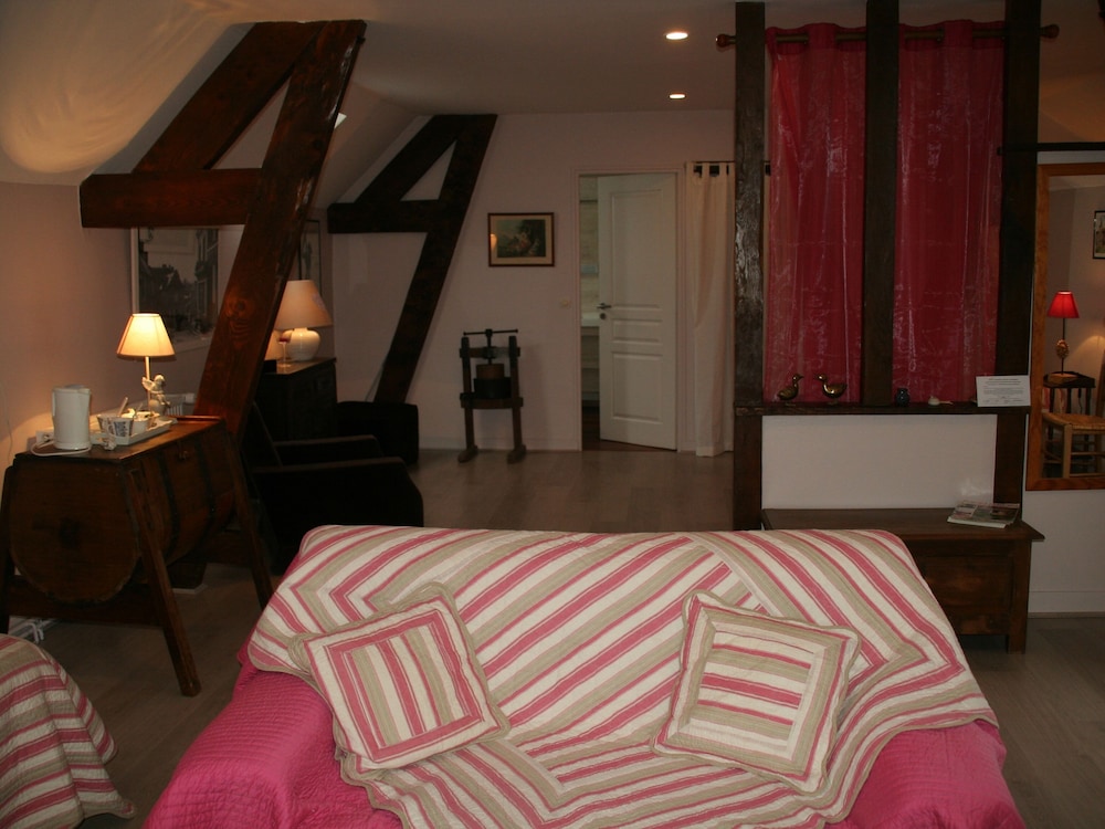 Premier Suite, Garden View (Honfleur) photo 3