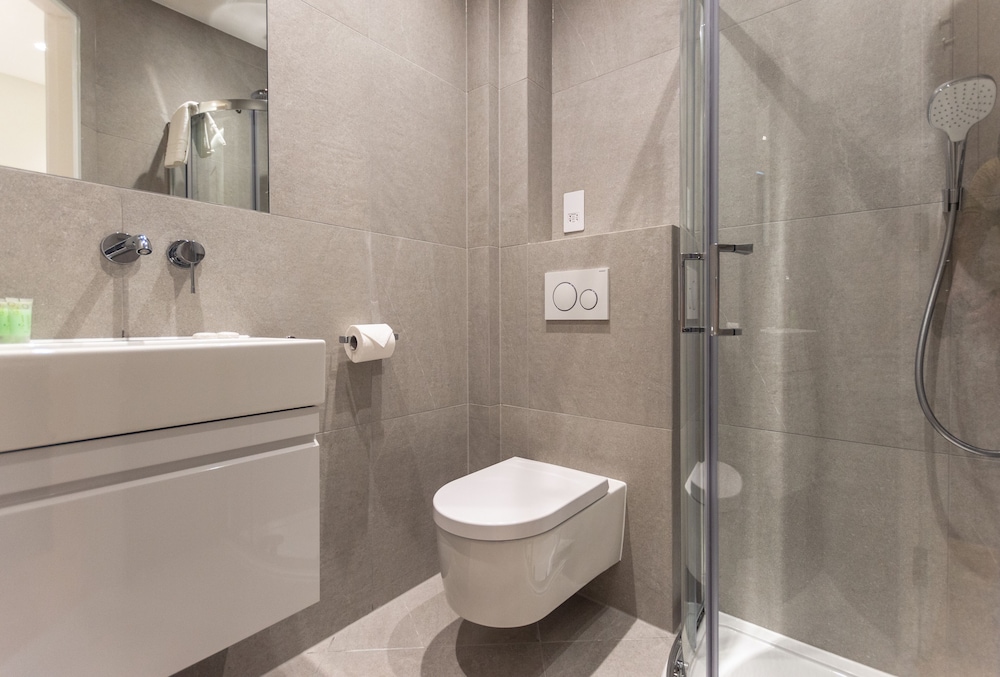 Budget Double Room photo 2