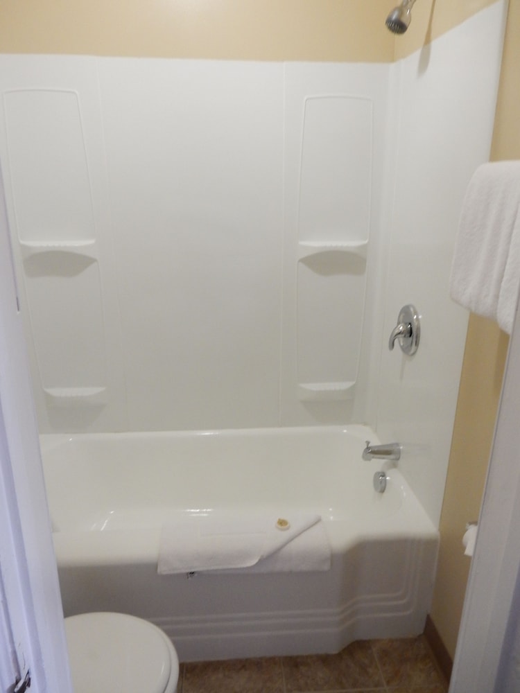 Standard Single Room, 1 Queen Bed photo 2