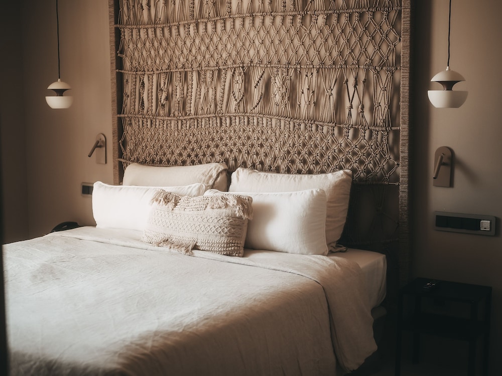 Deluxe Double Room, Balcony, Pool View