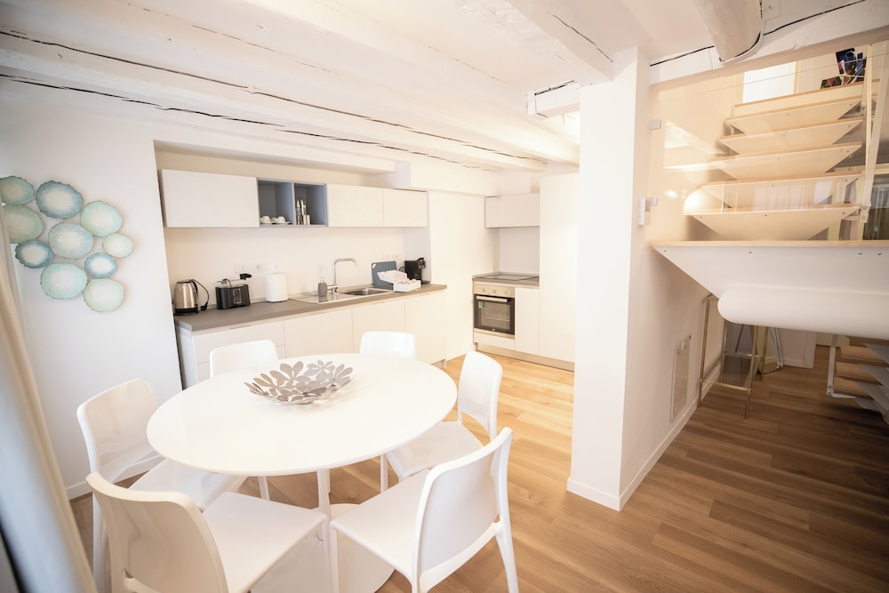 Family Aparthotel Duplex Annex - Piazza Unita - Photo 3