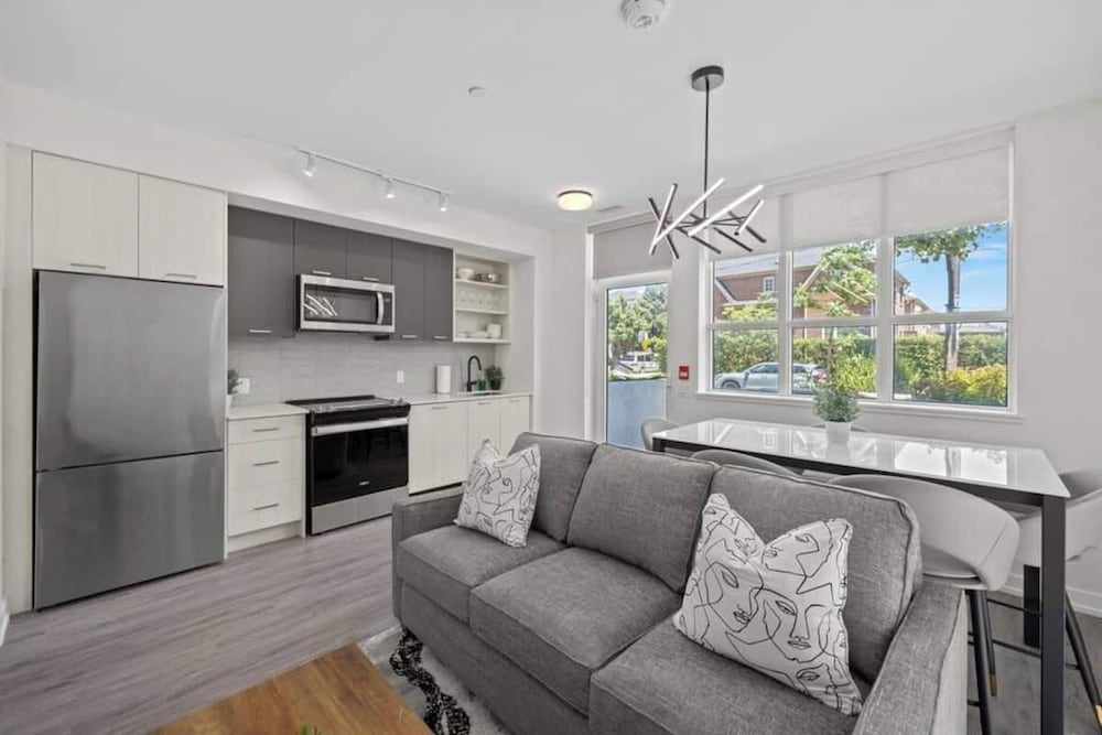 Business Apartment, 3 Bedrooms, City View