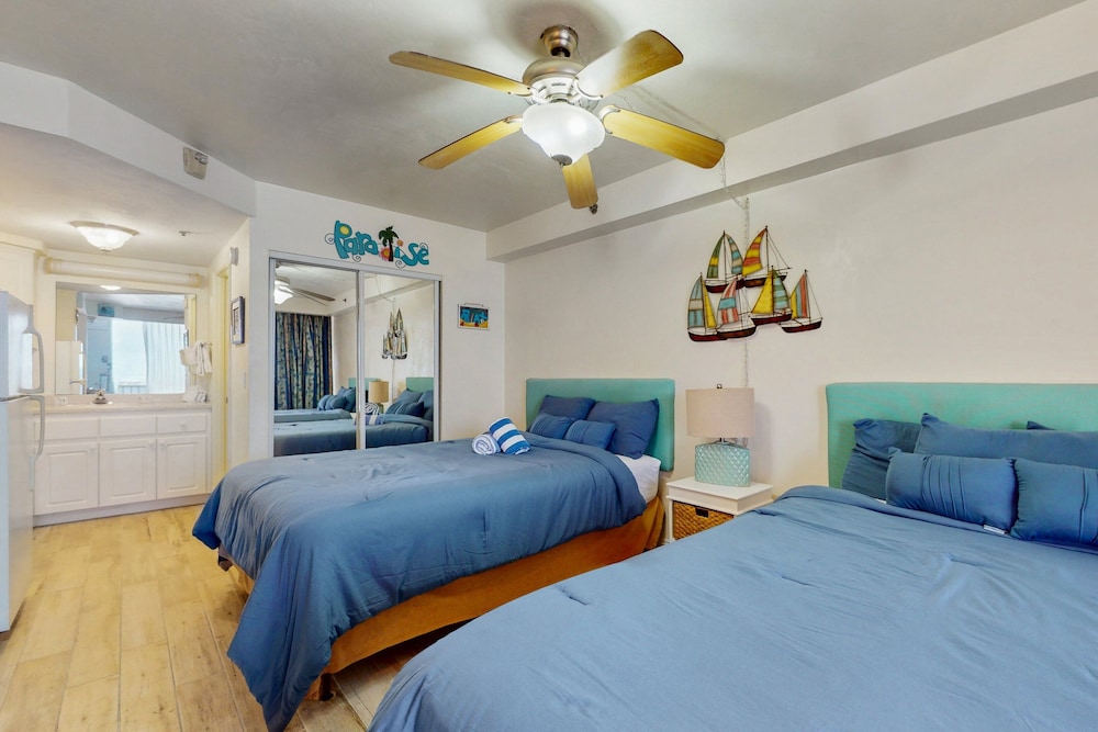 Studio, 2 Queen Beds, Hot Tub, Ocean View (Daytona Beach Resort Sunrise Joy 410)