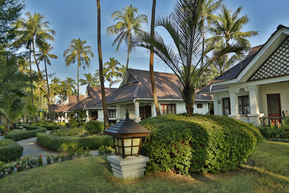 Suite Villa Beach Front 3 Pax photo 3