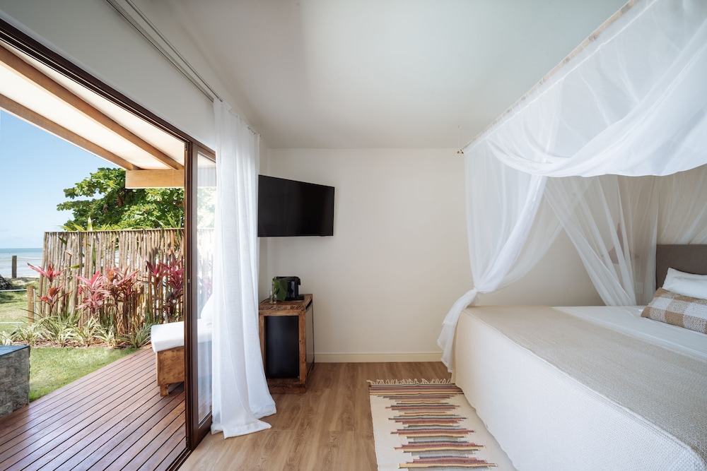 Room - Photo 14