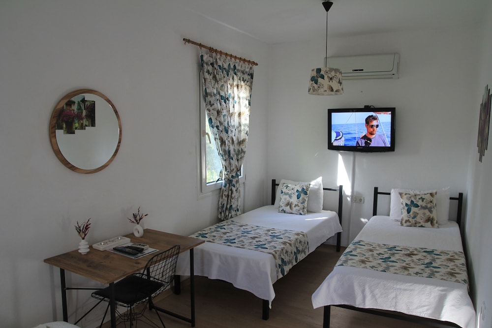 Family Room photo 1