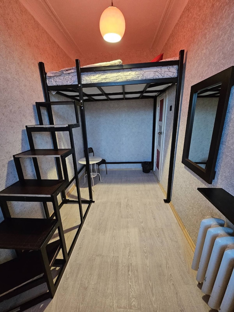Economy Double Room, 1 King Bed, Non Smoking photo 1