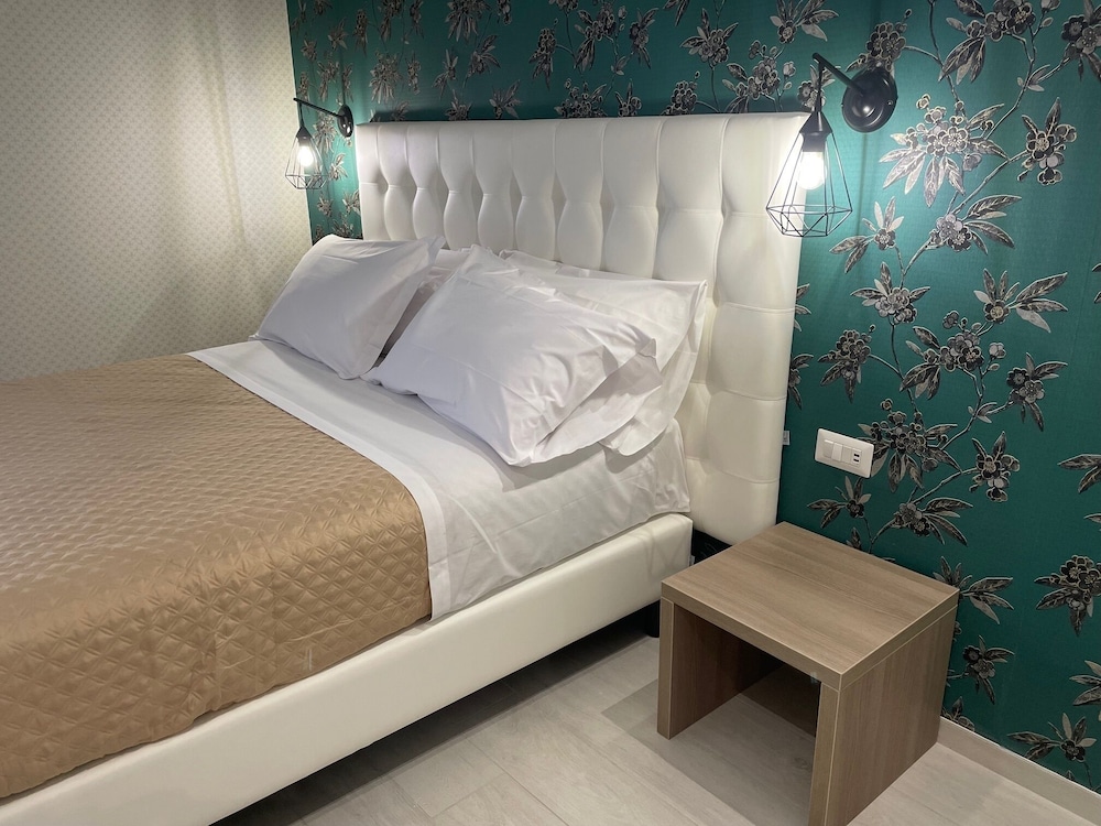 Basic Double Room