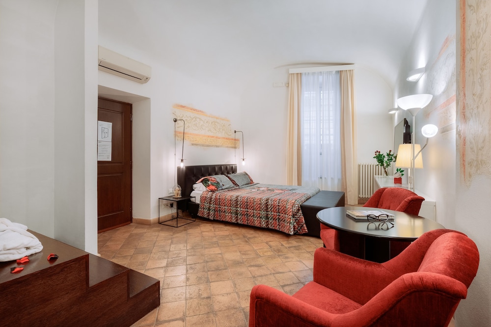 Luxury Studio Suite photo 3