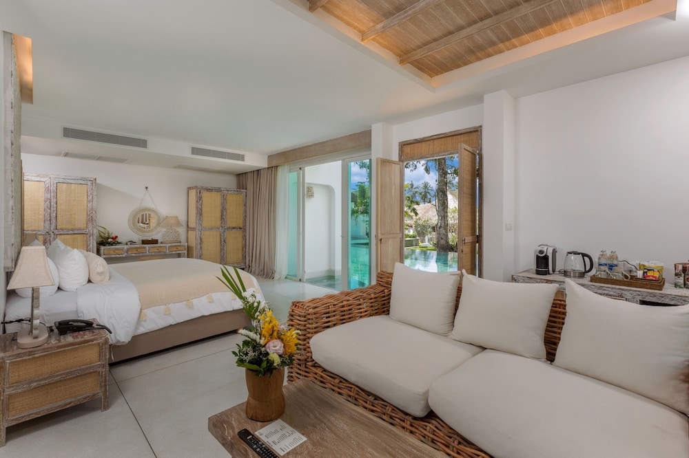 Eden Suite Pool Access
