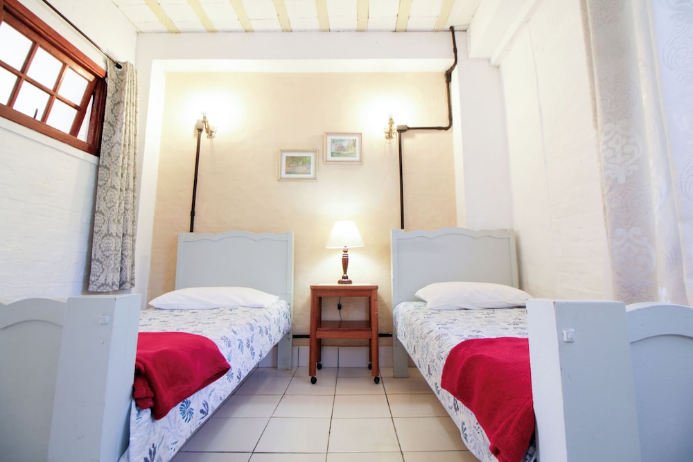 Standard Double or Twin Room photo 2