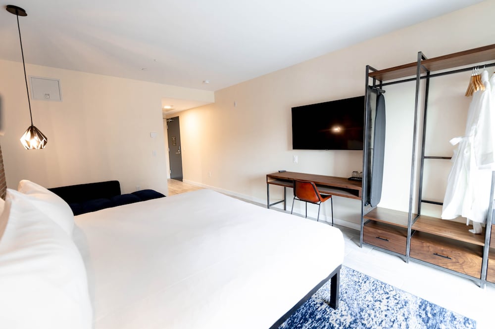 Premium Room - Photo 1