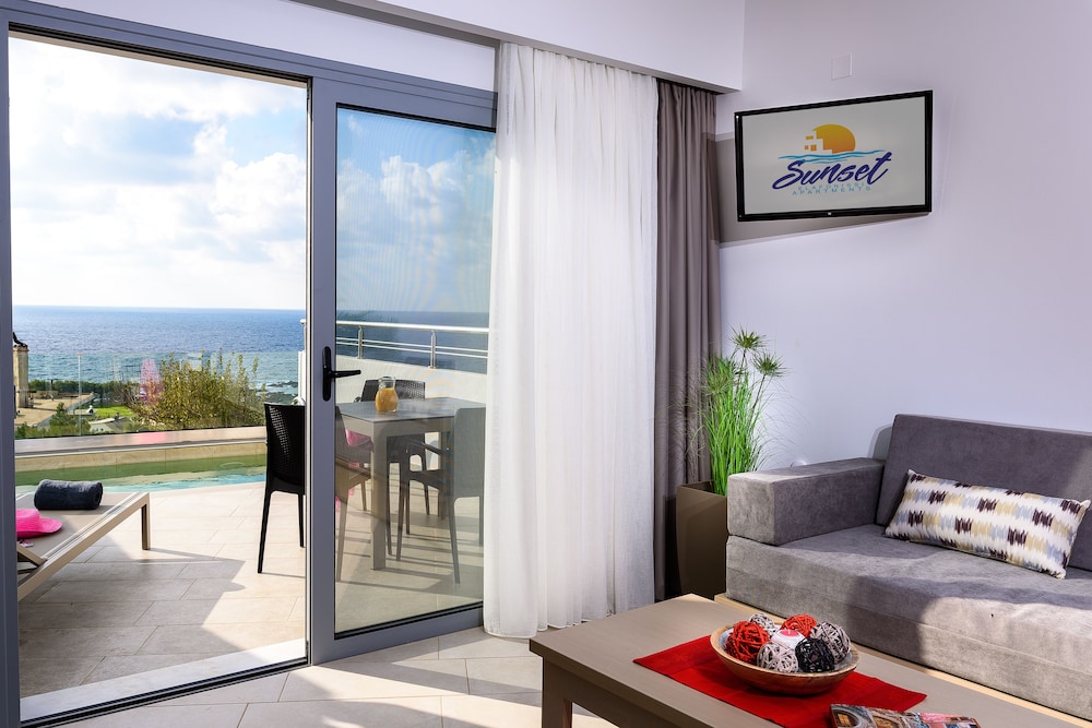 Exclusive Apartment, Private Pool - Photo 9