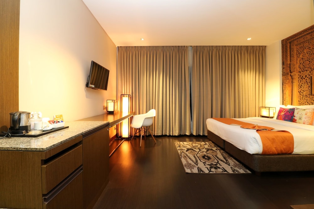 Superior Double Room, 1 Queen Bed, Non Smoking - Photo 7