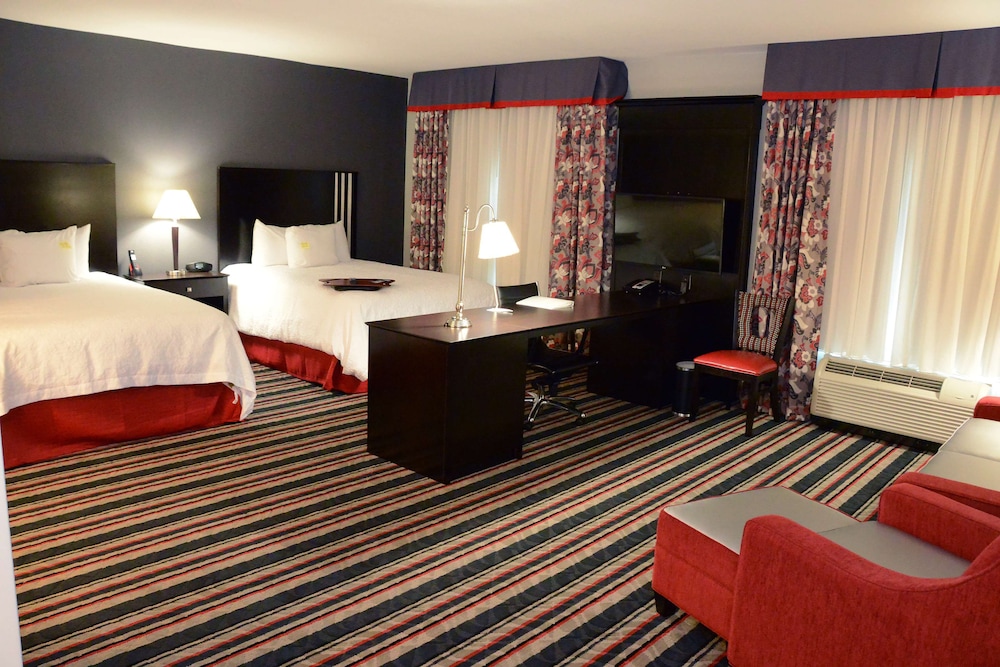 Suite, 2 Queen Beds, Non Smoking photo 1