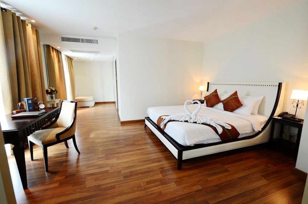 Presidential Suite photo 3