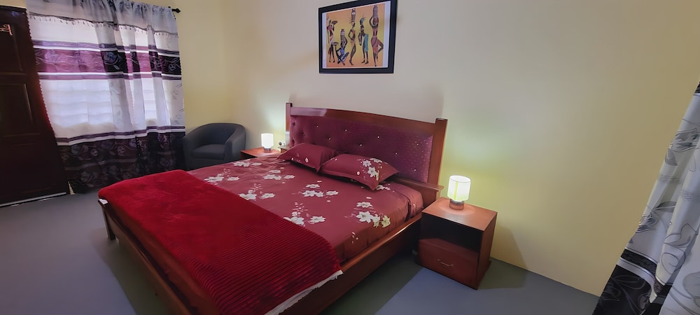 Basic Apartment photo 3